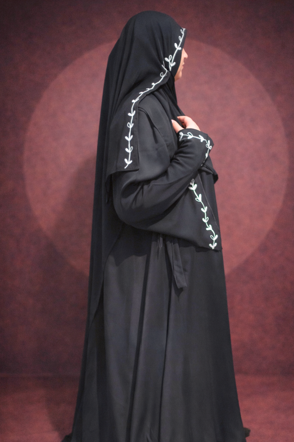 Embroidered Salwa Abaya