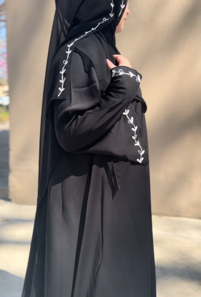Embroidered Salwa Abaya